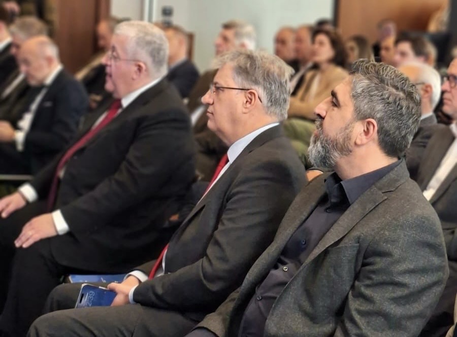 ELECTRA PALACE • ΗΜΕΡΙΔΑ “VORIA.GR”!