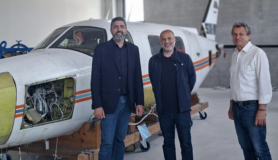 ΘΕΡΜΗ • ΣΧΟΛΗ ΜΗΧΑΝΙΚΩΝ ΑΕΡΟΣΚΑΦΩΝ “AVENG”!