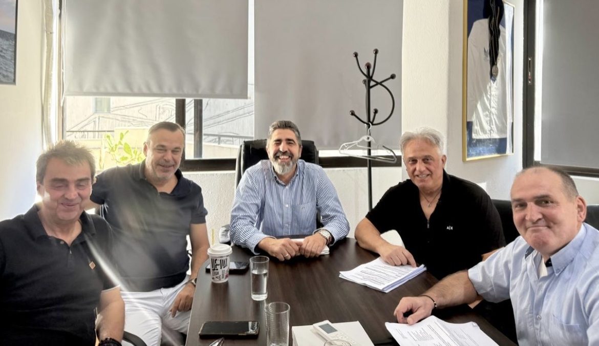 ΕΠΙΣΚΕΨΗ ΤΟΥ “ΣΥΝΔΕΣΜΟΥ ΕΜΠΟΡΩΝ ΚΕΝΤΡΙΚΗΣ ΛΑΧΑΝΑΓΟΡΑΣ ΘΕΣΣΑΛΟΝΙΚΗΣ” ΣΤΟ ΠΟΛΙΤΙΚΟ ΜΟΥ ΓΡΑΦΕΙΟ!
