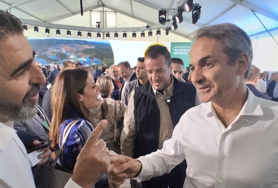 ΣΚΟΥΡΙΕΣ ΧΑΛΚΙΔΙΚΗΣ • ΕΓΚΑΙΝΙΑ ΜΕΤΑΛΛΕΙΩΝ! ΣΚΟΥΡΙΕΣ ΧΑΛΚΙΔΙΚΗΣ • ΕΓΚΑΙΝΙΑ ΜΕΤΑΛΛΕΙΩΝ!